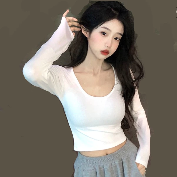 【WANG JIAO ZHAN】 Áo croptop thun tay dài cổ chữ U thời trang nữ【6856】