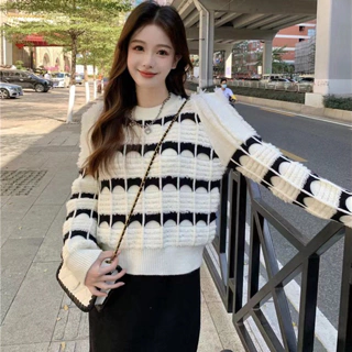 Áo Sweater Cổ Tròn Họa Tiết Kẻ Sọc Màu Sắc Tương Phản Phong Cách Hàn Quốc Thời Trang Cho Nữ