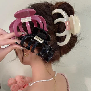 miumiua🔮Kẹp Tóc Hình Cá Mập Màu Sắc Thời Trang Mùa Hè Cỡ Lớn Dễ Phối Đồ Cho Nữ Y2K