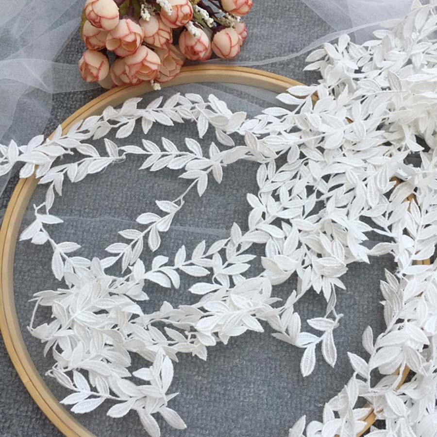 Tấm Vải Ren Thêu Họa Tiết Lá Cây Màu Trắng 2Yards Dùng May Vá Thủ Công