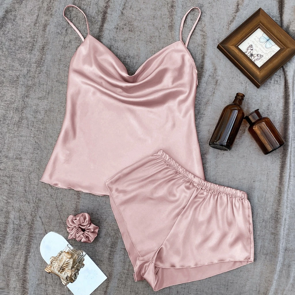 Bộ đồ ngủ lụa băng màu trơn mới mùa hè cho nữ, quần short treo gợi cảm