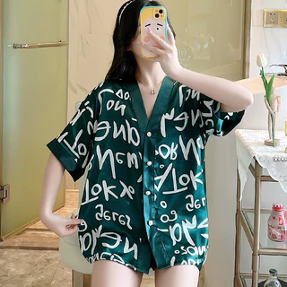 Phong Cách Mới Bộ Đồ Ngủ Nữ Ice Silk Cổ Chữ V Cardigan Quần Short Tay Ngắn Phù Hợp Với