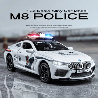 [Rum] Tỉ Lệ 1: 36 BMW M8 Hợp Kim Cảnh Sát Xe Ô Tô Mô Hình Ánh Sáng & Hiệu Ứng Âm Thanh Diecast Đồ Chơi Ô Tô Cho Bé Trai Quà Tặng Sinh Nhật Đồ Chơi Trẻ Em Bộ Sưu Tập Xe Ô Tô