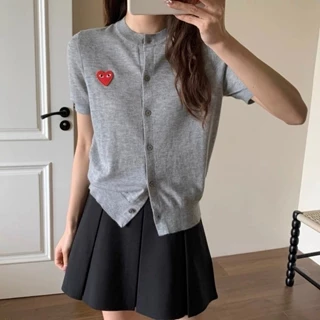 Mùa Hè 2024 Phong Cách Mới Mỏng Dệt Kim Cardigan Top Cổ Điển Thêu Trái Tim Điều Hòa Áo Sơ Mi Cổ Tròn Slim-fit