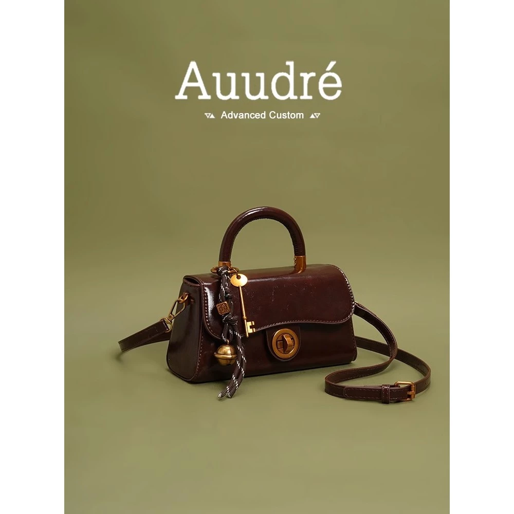 Túi xách Auudre Niche Nữ 2025 Phong cách mới Xuân Hè Túi Messenger Túi nhỏ
