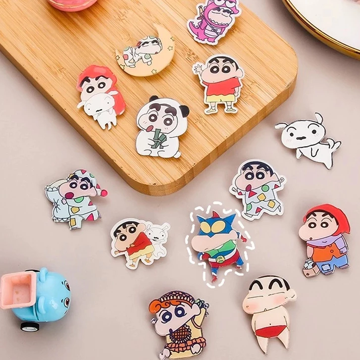 💕Dy💕Huy Hiệu Cài Áo Shin, Ghim Cài Balo Quần Áo Huy Hiệu Pin Cài Cặp Nhân Vật Anime Cute đồ 1k free ship