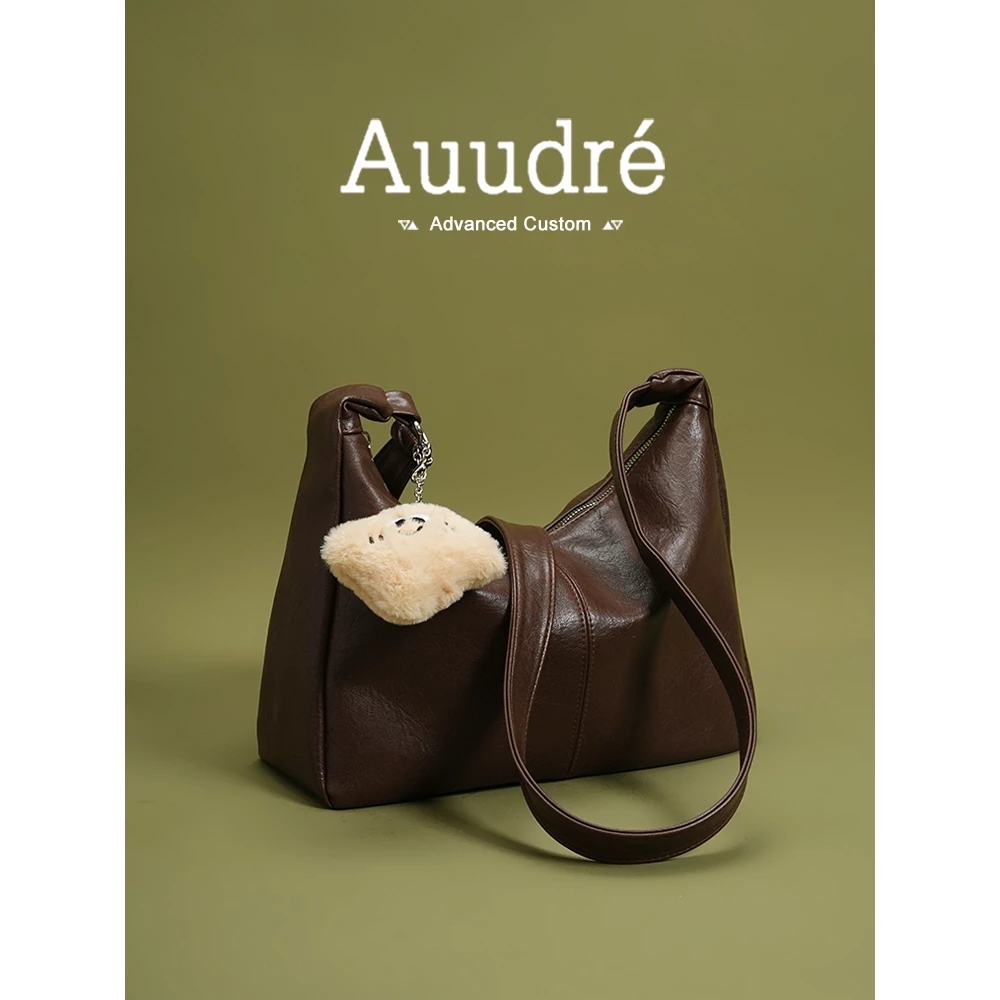 Auudre Retro Dung Tích Lớn Một Vai Sang Trọng Túi Nữ 2025 Phong Cách Mới Đi Lại Túi Messenger