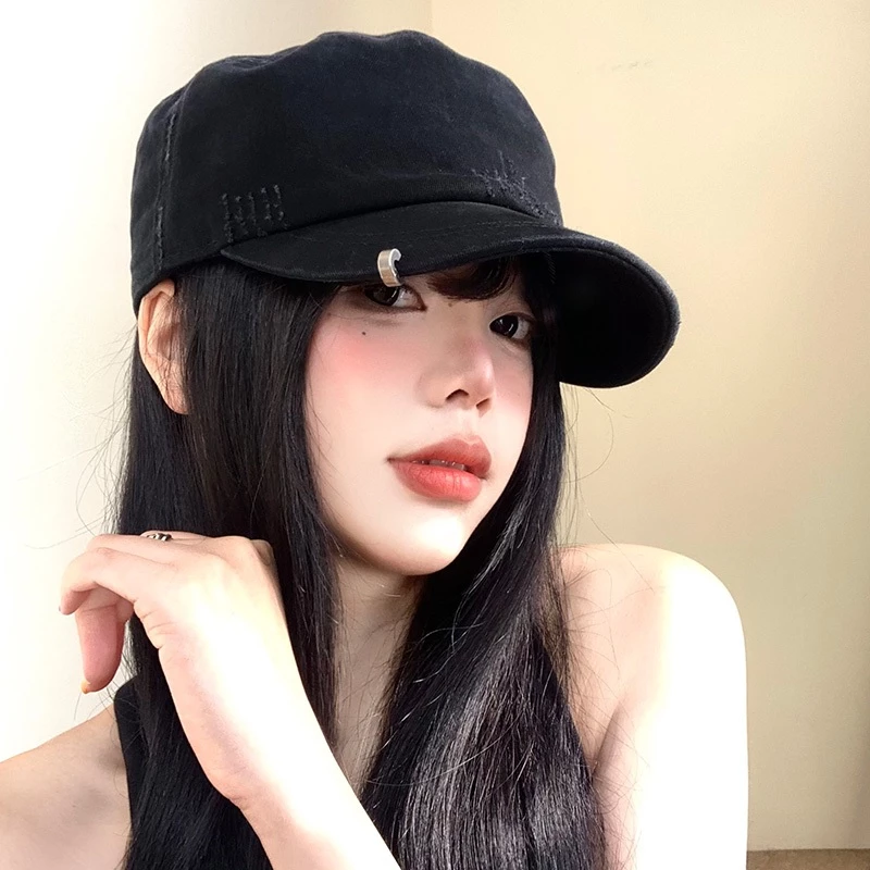 Mũ bóng chày nữ retro phù hợp xuân hè, thiết kế mặt nhỏ trendy