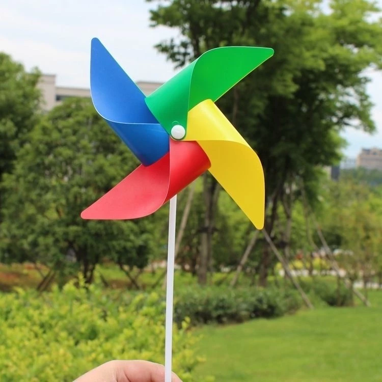 Cối xay gió nhỏ Đồ chơi di động bốn màu Cối xay gió ngoài trời Trẻ em