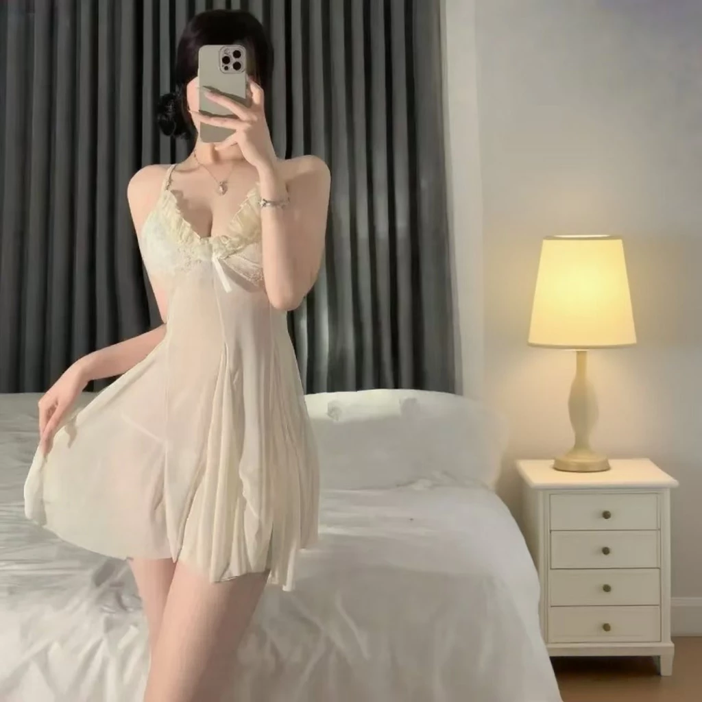 Váy ngủ ren lưng đẹp lưng nhỏ
