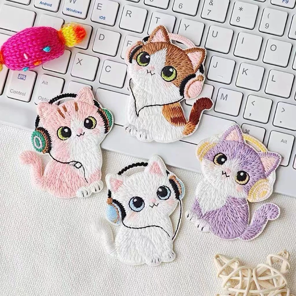 Miếng dán sắt thêu hình 4 con mèo hoạt hình cute với phụ kiện tai nghe