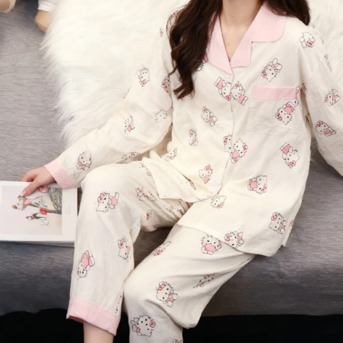 Bộ đồ ngủ dài tay Hello Kitty màu hồng đáng yêu, Thiết kế mỏng , phù hợp mùa thu đông