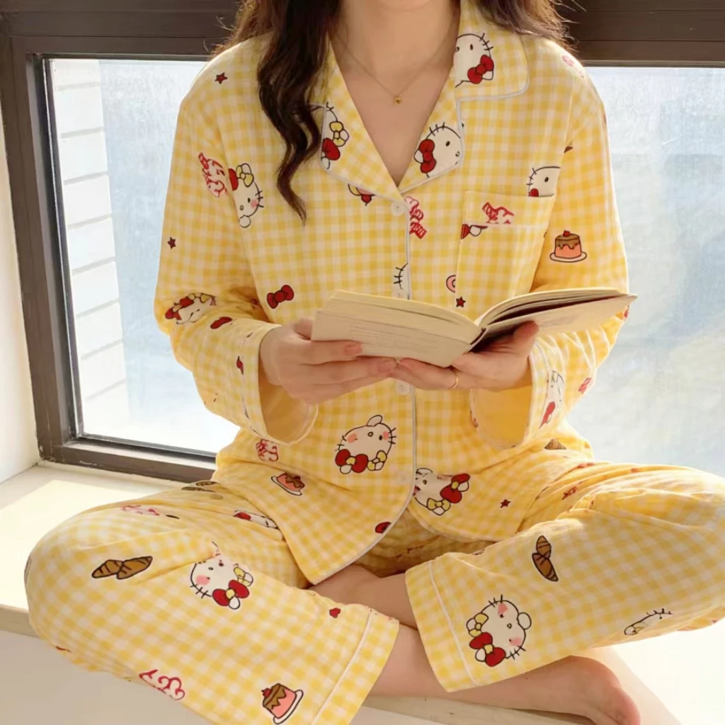 Bộ Đồ Ngủ Hello Kitty Vàng Trắng Kẻ Sọc Hoạt Hình, Thiết kế mỏng ,Phù Hợp Mặc Mùa Đông