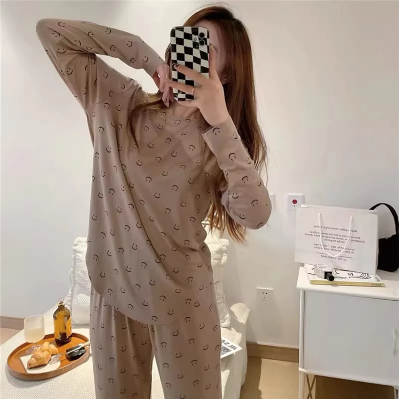 【Thanh lý giá rẻ】【Trendy 2026】Bộ Đồ Ngủ Dài Tay Dài Chân Hot Trend - Form Rộng & Thiết Kế Cá Tính Độc Đáo