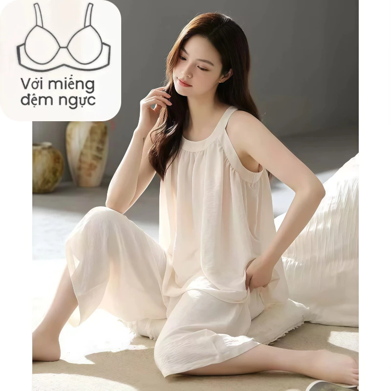 Áo yếm nữ mùa hè với miếng đệm ngực - Màu sắc đơn giản, thiết kế thoải mái, chất liệu thông thoáng. Phù hợp mặc ở nhà hoặc ra đường.