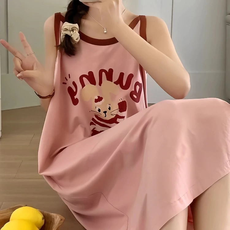 【Mã giảm giá-MI3PF738】Đầm ngủ nữ không tay dây - Dáng rộng size lớn - Họa tiết hoạt hình dễ thương, dài vừa - Mặc nhà hay đi chơi đều đẹp | Hàng mới hè 2026