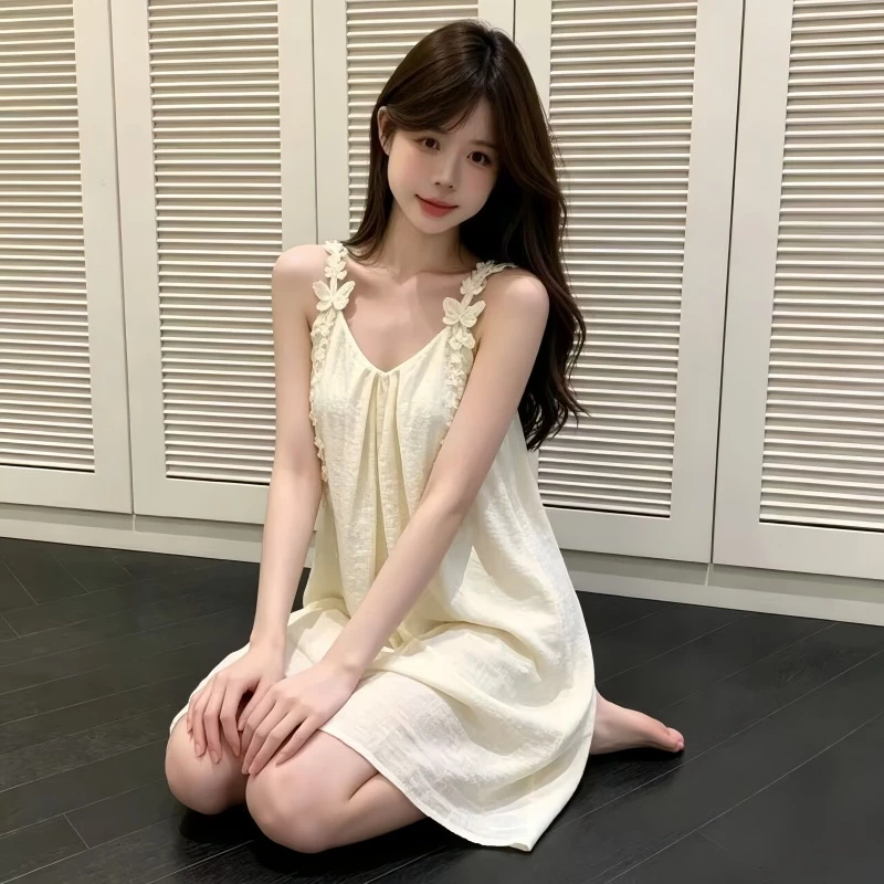 【HOT HÈ 2026】Đầm ngủ nữ dây có đệm ngực - Viền ren xinh, cotton mây mềm mịn - Họa tiết bướm dễ thương - Phong cách ngọt ngào, mặc nhà hay đi chơi đều đẹp