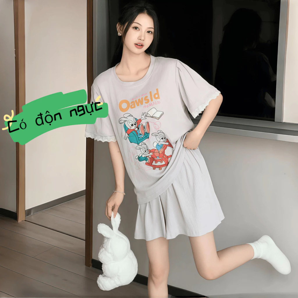 【Có độn ngực】Bộ đồ ngủ nữ mới xuân hè 2026: Áo cổ tròn tay ngắn + quần đùi cotton mềm mại mỏng nhẹ, in họa tiết hoạt hình dễ thương ngọt ngào, dáng rộng thoải mái【mặc nhà hay đi chơi đều xinh】
