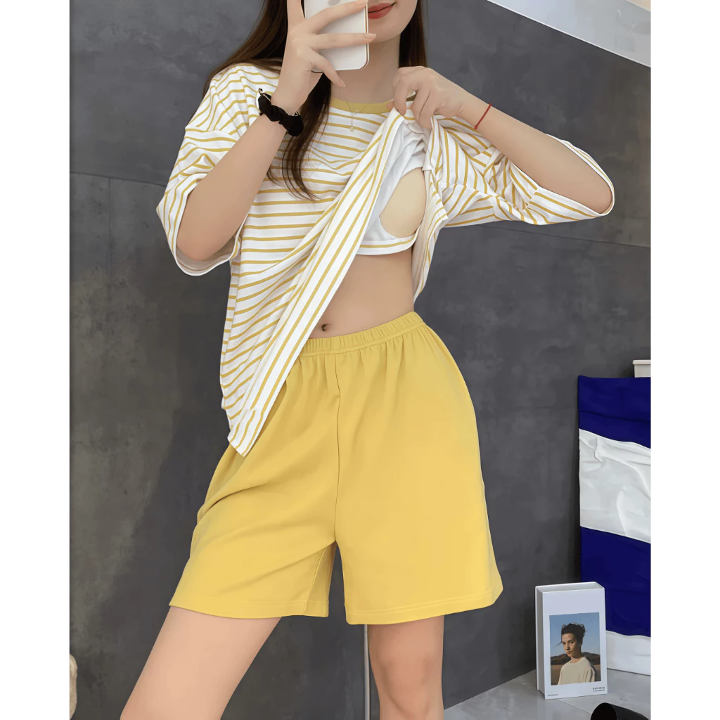 【Có miếng lót ngực – Bán chạy】Bộ đồ ngủ mùa hè mỏng nhẹ – Cổ tròn, áo tay ngắn + quần short – Giá tốt, chất lượng cao – Đồ mặc nhà / đồ ngủ nữ