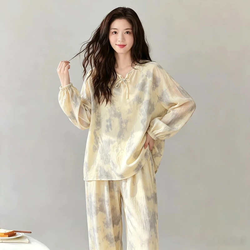 Bộ đồ ngủ tay dài + quần dài in hoa thủy mặc – Mùa thu mới – Thiết kế họa tiết ấn tượng – Bộ mặc nhà thanh lịch và dễ chịu