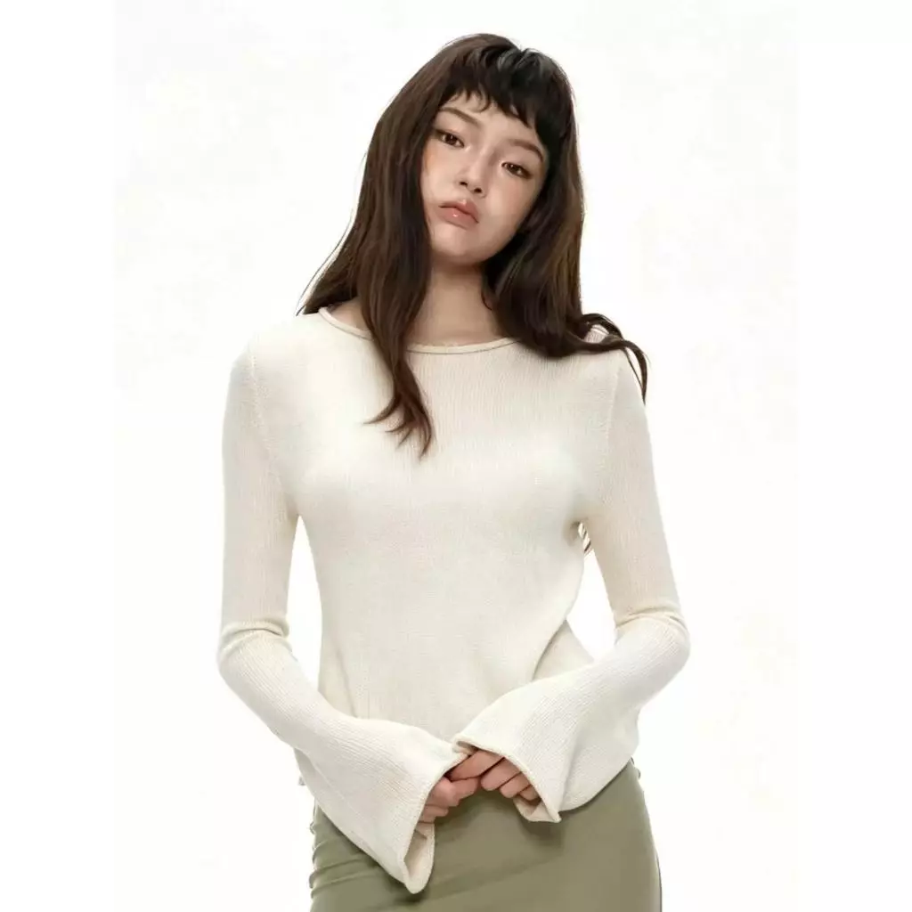[Seeyou studio] Áo thun dài tay dệt kim cổ tròn dành cho nữ mùa thu 2026 mới, thiết kế tối giản Áo thun phong cách ôm eo Slim Fit Pure Desire Style6701
