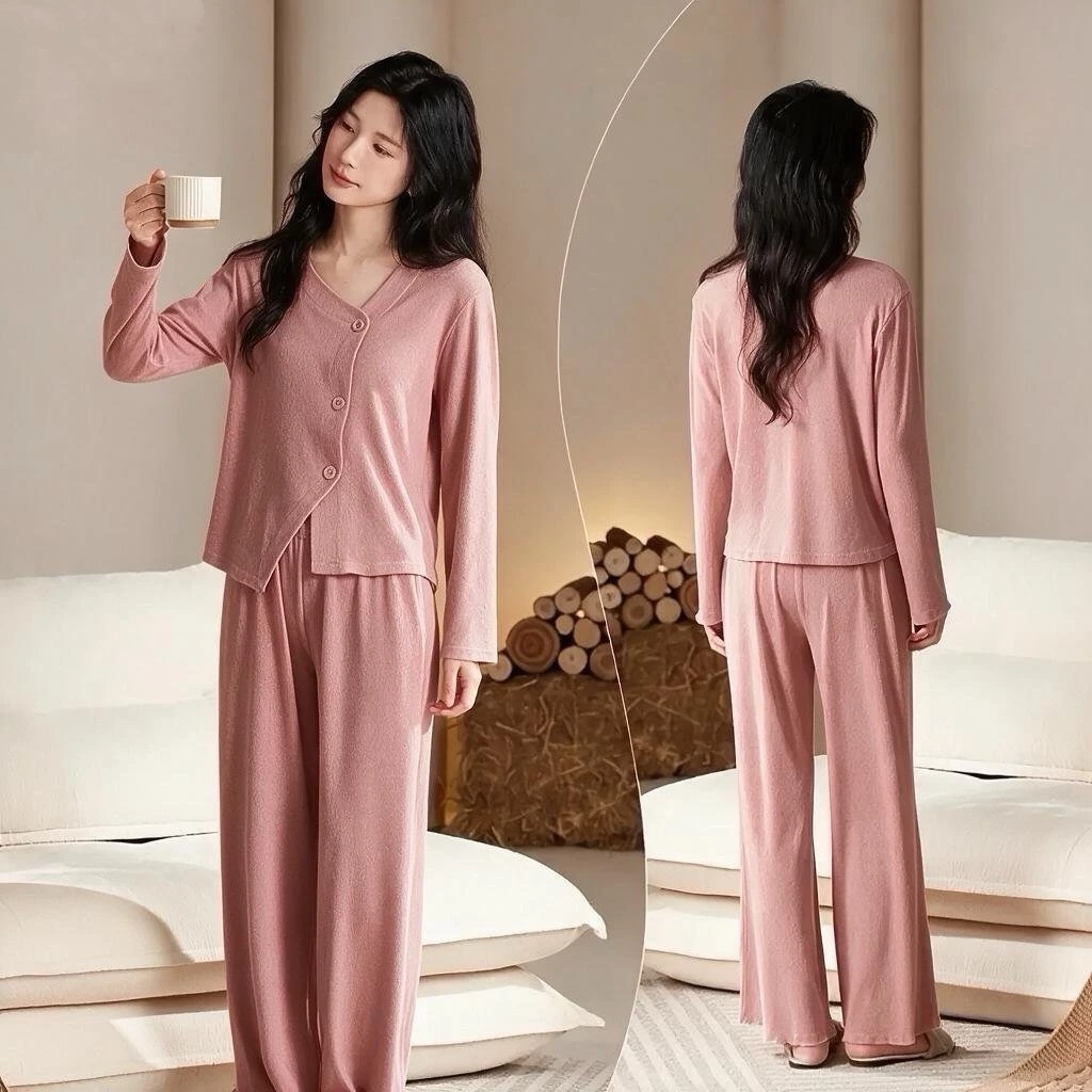 Bộ đồ ngủ mùa thu mới nhất - Cổ chéo không đối xứng - Phong cách Hàn Quốc dịu dàng - Áo tay dài + quần dài - Đồ ngủ tại nhà thoải mái - Mẫu hot bán chạy - Free ship ✅ Giao hàng trong ngày