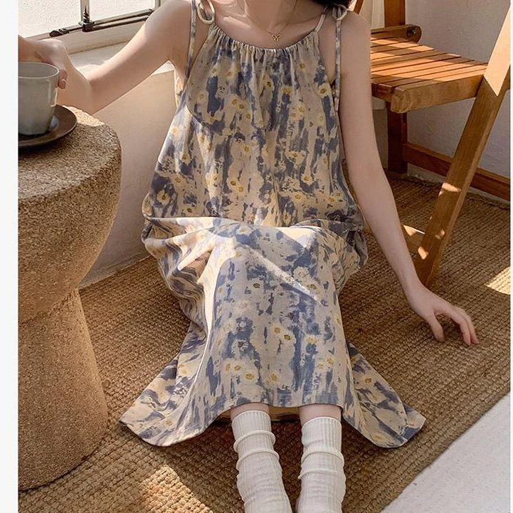 Áo ngủ nữ dáng đầm dây mới nhất - Chất liệu cotton thoáng mát - In hình đơn giản thanh lịch - Thiết kế không tay thoải mái - Mặc nhà hay đi chơi đều đẹp
