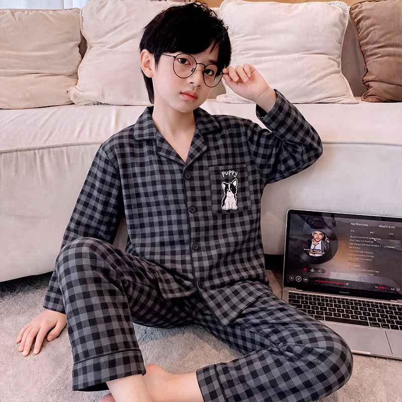 Bộ đồ ngủ có ve áo dài tay vui nhộn Bộ đồ ngủ kẻ sọc cỡ lớn dành cho trẻ em bé trai