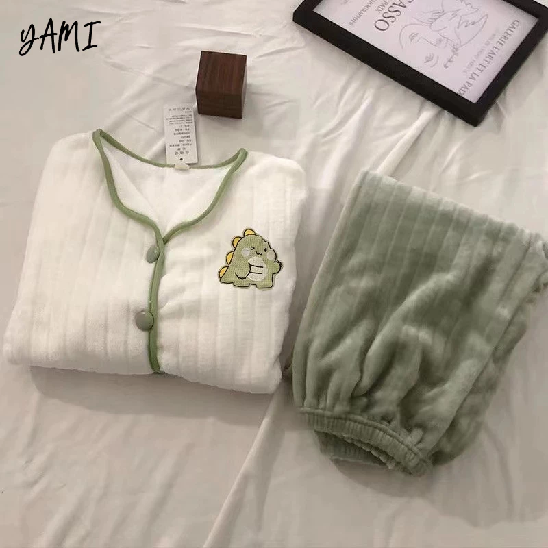 YAMI Bộ đồ ngủ vải lông cừu san hô dễ thương hoạt hình/pijama/đồ mặc nhà nữ