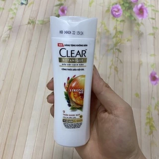 Chai dầu gội Clear thảo dược 70g