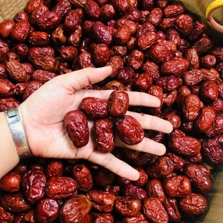 Táo đỏ Tân Cương đặc biệt loại thơm ngon(giá 500gr-1kg)