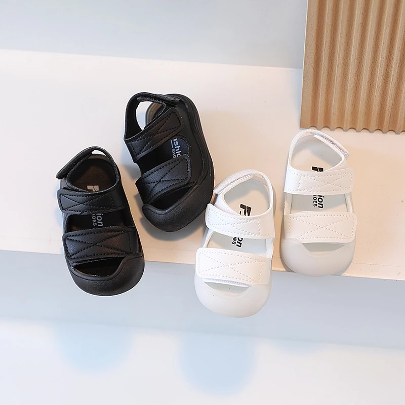 Sandal 2 màu đen trắng sành điệu cho bé trai bé gái size 15-25