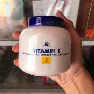 Kem dưỡng ẩm vitamin E Aron 200g