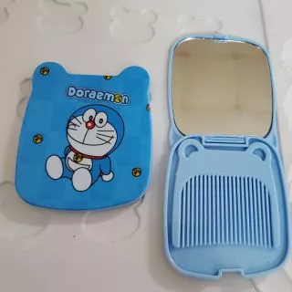 set gương và lược Doraemon