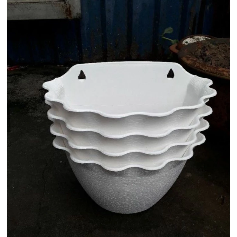 Chậu trồng hoa ốp tường viền gợn sóng - chậu treo tường