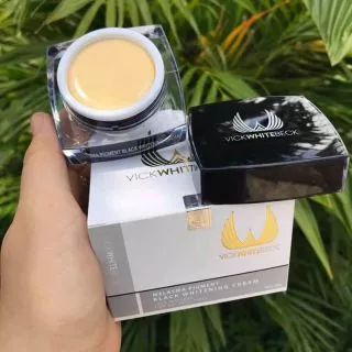 Kem nám tàn nhang trắng da Vick white beck