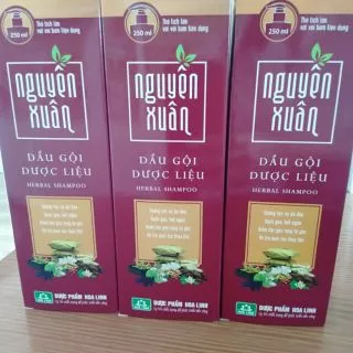 Dầu gội Nguyên Xuân đỏ