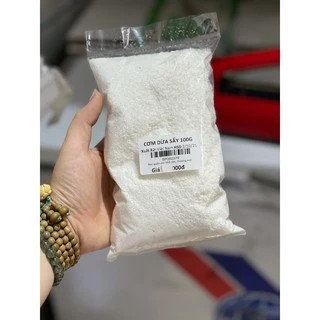 100g cơm dừa sấy khô