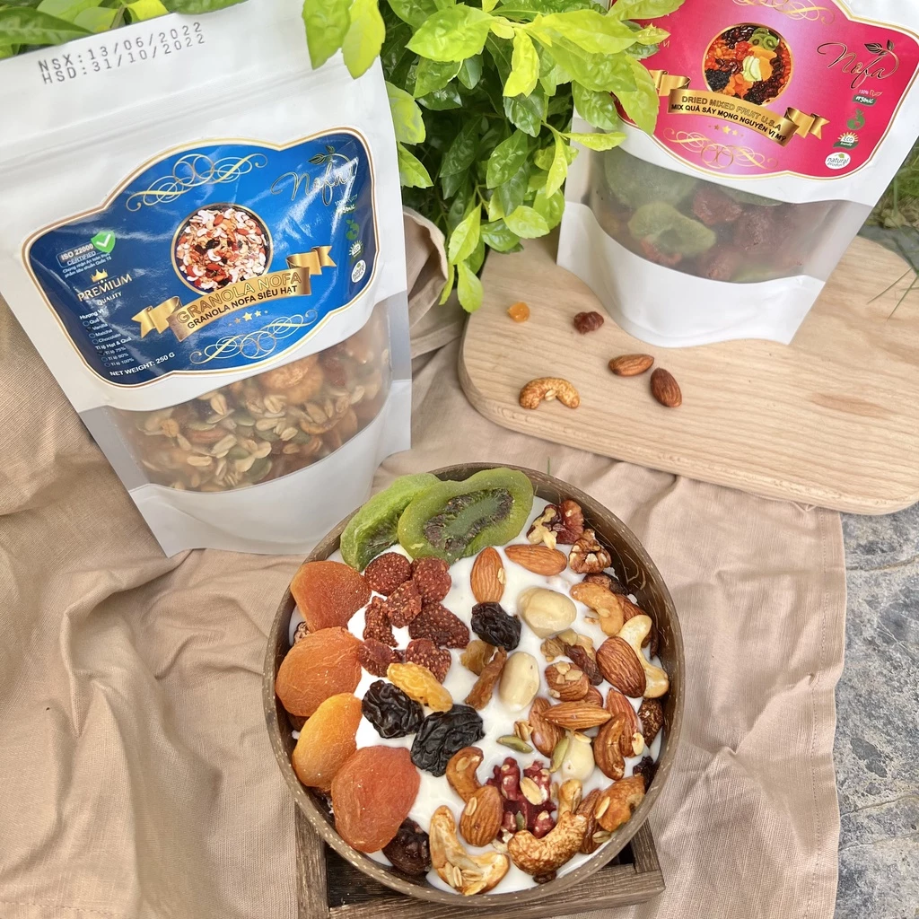 Combo granola siêu hạt giảm cân ăn kiêng và hoa quả sấy dẻo không đường nguyên chất mix 5 loại quả Nofa, Túi 250g