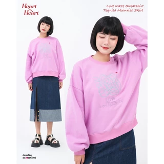 Double Moonshot - Áo Sweater Love Maze thêu