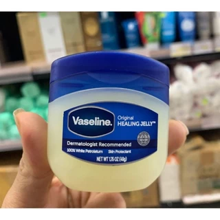 Sáp dưỡng da chống nẻ Vaseline 49g USA