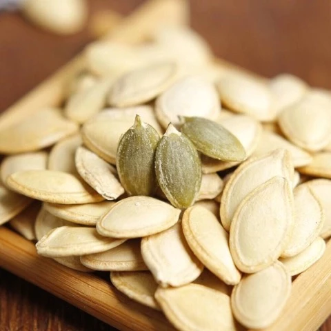 1KG HẠT BÍ TA RANG TAY GIÒN TAN BAO MẤY