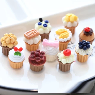 Mô hình bánh cupcake kem nhiều màu trang trí nhà búp bê