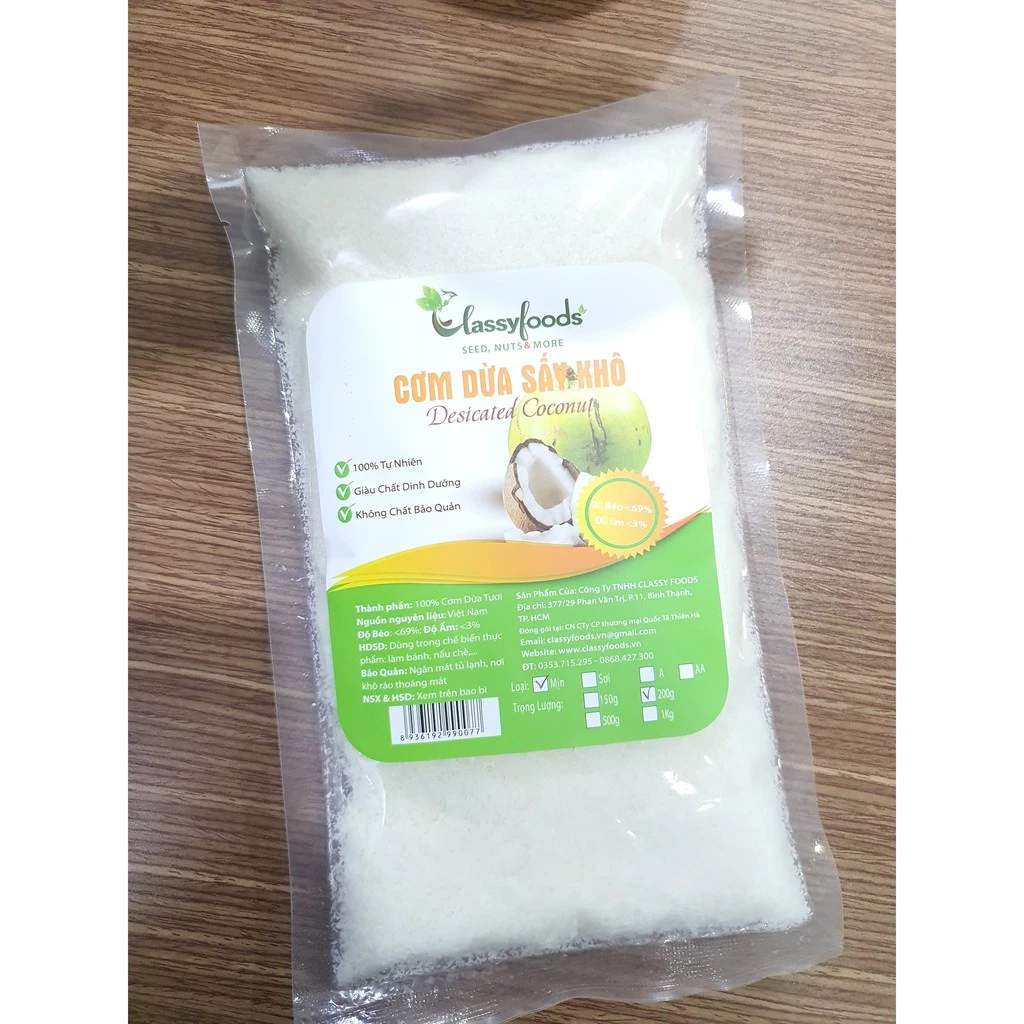 Cơm dừa sấy khô Classyfood ⚡ SIÊU NGON ⚡ cơm dừa chứa nhiều chất dinh dưỡng cần thiết giúp cơ thể phát triển khỏe mạnh