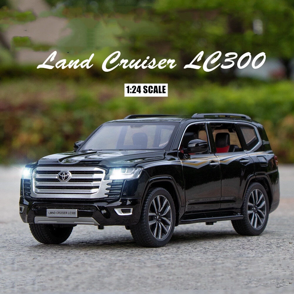 Mô hình ô tô Toyota Land Cruiser LC300 tỉ lệ 1/24 mở được 4 cửa có đèn và âm thanh giả lập, xe ô tô LC 300