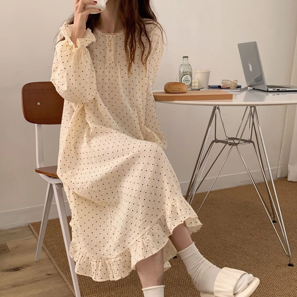 Bộ Đồ Ngủ Tay Dài Viền Lá Sen Họa Tiết Chấm Bi Dễ Thương Phong Cách Hàn Quốc Cho Nữ