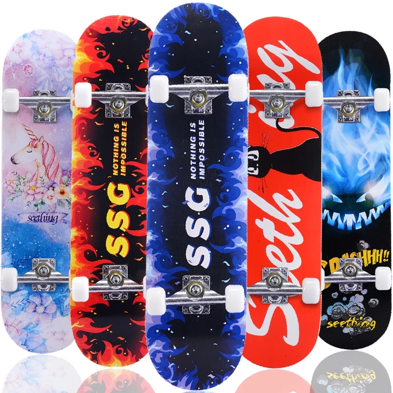 Ván trượt Skateboard mặt nhám, trượt ván, ván trượt thể thao gỗ ép 8 lớp chắc chắn.