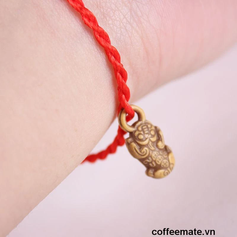 ⚡CM⚡Vòng tay may mắn chỉ đỏ nữ iLita cho tình duyên, học tập, tình yêu nam nữ - Lắc đeo tay đẹp