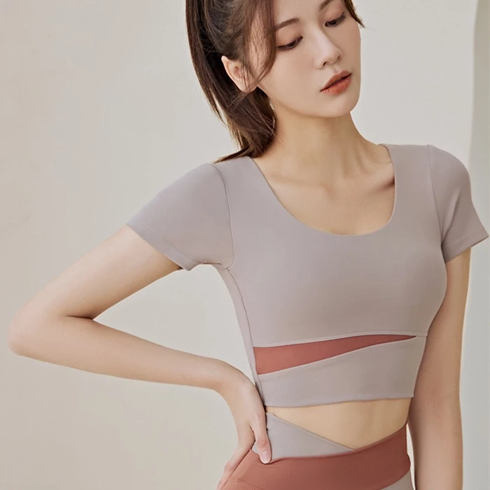 Áo Thun Thể Thao Nữ Tay Ngắn Có Miếng Đệm Ngực Chất Liệu Vải Nhanh Khô