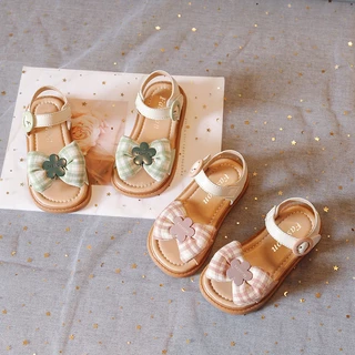 Dép Cho Bé Gái, Dép Quai Hậu Bé Gái 1-6 tuổi, Sandal Da Siêu Mềm Đính Nơ Caro Phong Cách Vintage [giaydeptreemkieusashop